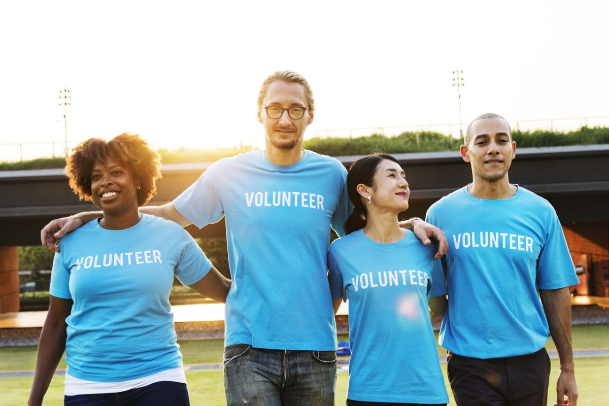 Earn Service Hours at Achieve Summer