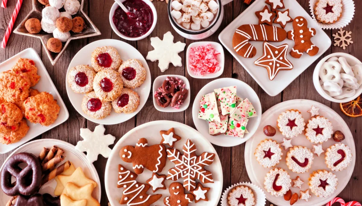 Courtesy of Jenifoto, three easy winter treats are sure to put you in the holly jolly feeling that the Christmas season brings.